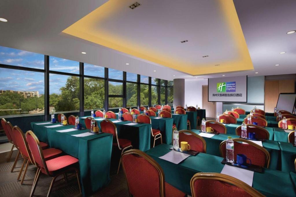Holiday Inn Express Yangzhou City Center By Ihg Kültér fotó